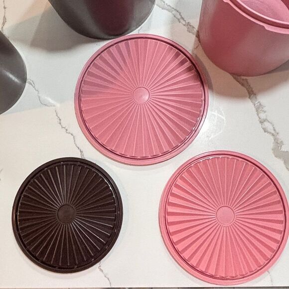 Tupperware | Vintage 1970s Servalier Canisters Set of 3 with Lids - Picture 3 of 8